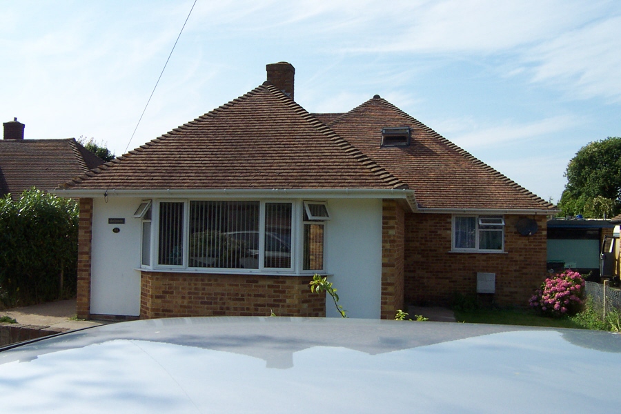 bungalow 115.jpg (1180 bytes)
